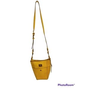 🎀 NWT Steve Madden cross body purse